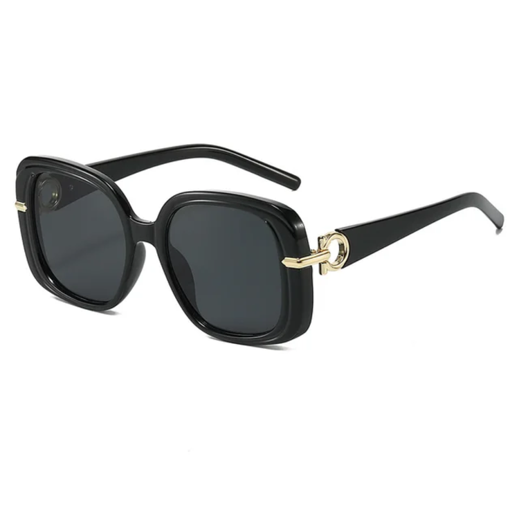 Nadia Women's Retro Oversized Gradient UV400 Square Frame Sunglasses