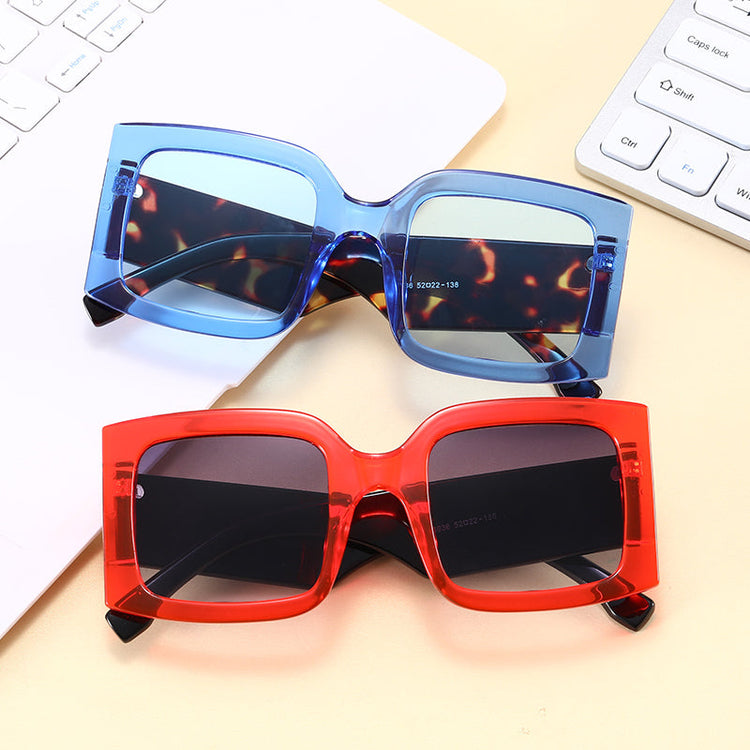 ALEXIA WOMEN'S VINTAGE OVERSIZED UV 400 SQUARE FRAME SUNGLASSES