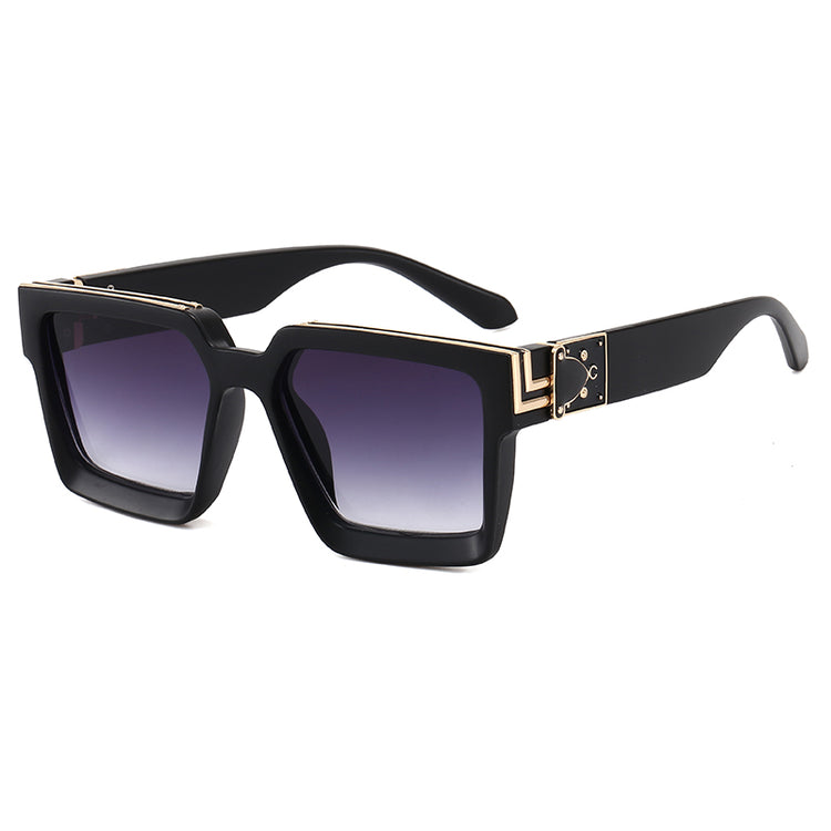 BAILEY UNISEX GRADIENT LENS BLOCK FRAME SUNGLASSES