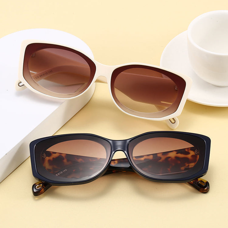 CHARLIE UNISEX UV 4000 RETRO BOLD OVAL FRAME SHADES