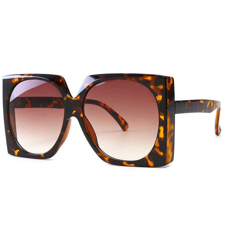 BRENDA WOMEN'S UV 400 OVERSIZED GRADIENT SQUARE FRAME SUNGLASSES