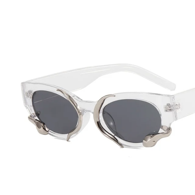 Gia Women's Oval Frame Snake Deatiled Bold Frame UV400 Sunglasses